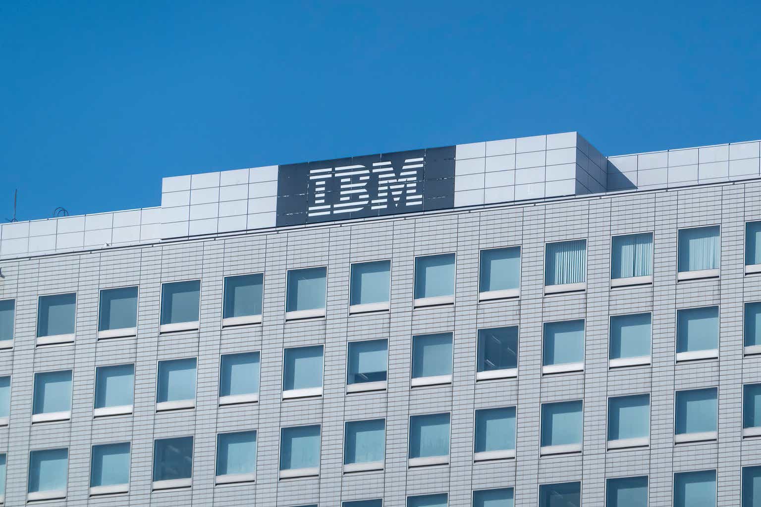 IBM: Reasonable Price, But You Need To Manage Your Risk