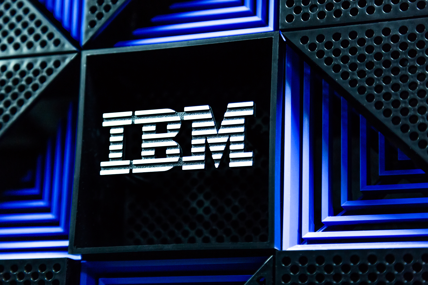 IBM Stock Gaps Lower on Slowing Software Revenue Growth