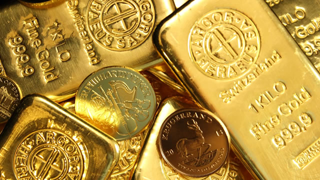 ‘I'm deeply disturbed': My portfolio lost 20%. With Trump's trade war, do I sell my stocks and buy gold?