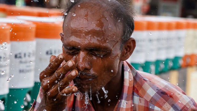 India says Delhi's record 52.9 Celsius temperature last week was wrong by 3 C