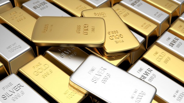 Indian tariff cuts and Chinese demand uptick boost gold outlook, silver suffers despite ETF interest – StoneX's O'Connell