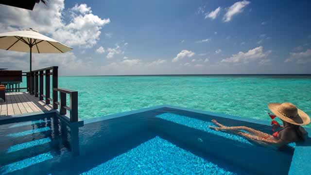Insider at Legendary Travel Stock Waves Goodbye to $2.3 Million Worth of Shares