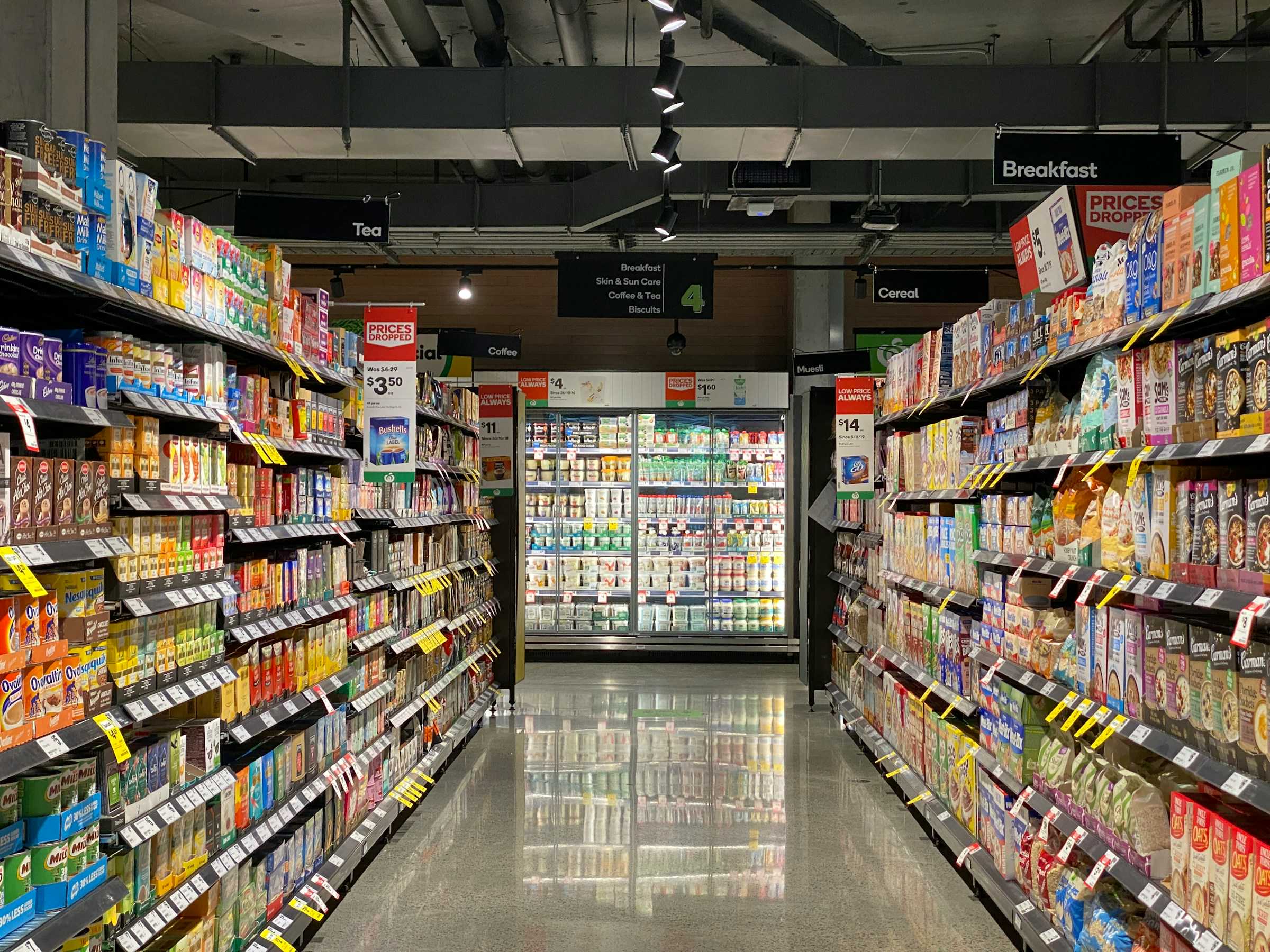 Instacart Leads on Price Cuts as Grocery Delivery Competition Heats Up