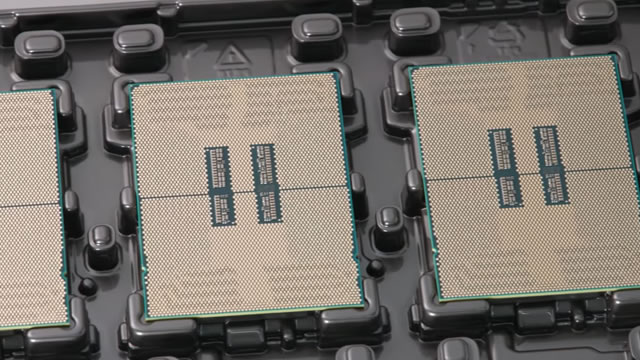 Intel Falls 5% on Proposed $15B Share Sale as AMD, Nvidia, Broadcom Hold Steady