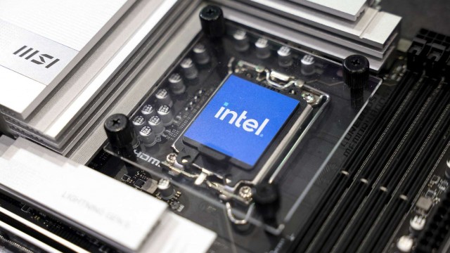 Intel Rises After Selling Stake in Irish Venture to Apollo for $11 Billion