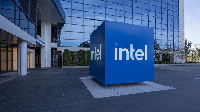 Intel: The Selloff Makes No Sense