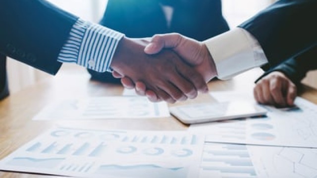 Intel Turns to Private Equity (Again) for Foundry-Expansion Cash