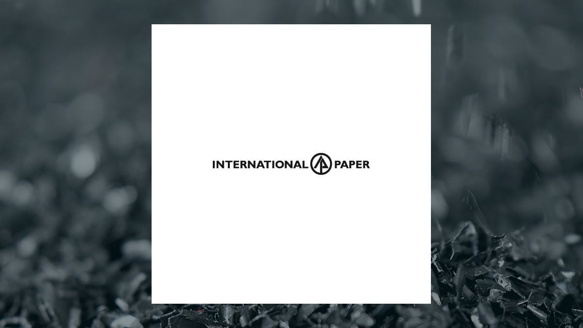International Paper (NYSE:IP) Shares Up 5.7% Following Insider Buying Activity