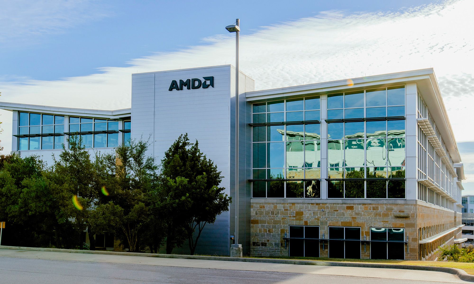 Investment Company CCM Initiated a Position in AMD. Is the Stock a Buy?