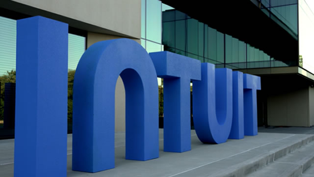 Foto von Investors Heavily Search Intuit Inc. (INTU): Here is What You Need to Know