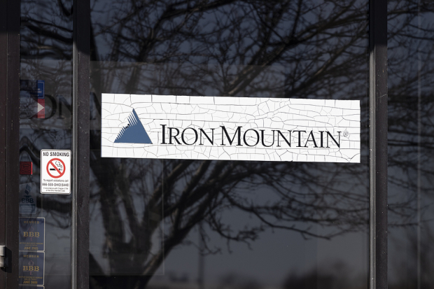 Iron Mountain Stock Rises 30% in Three Months: Will the Trend Last?