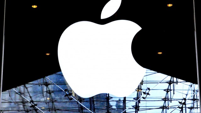 Is Apple's AI Solution Enough to Save The Stock?