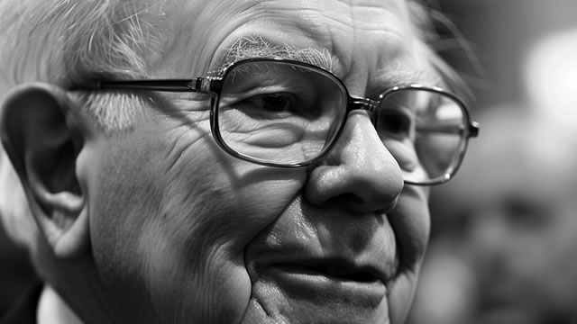 Is Berkshire Hathaway Stock a Buy Right Now?