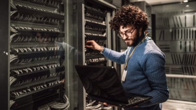 Is Broadcom Stock Going to $2,100 on the Heels of Its 10-for-1 Stock Split Announcement? 1 Wall Street Analyst Thinks So.