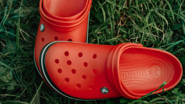 Is Crocs (CROX) Stock Outpacing Its Consumer Discretionary Peers This Year?