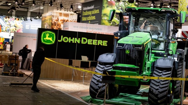 Is Deere Stock Fully Valued At $400?
