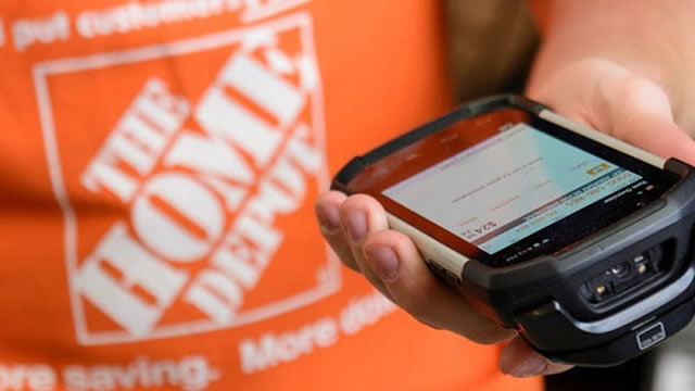 Is Home Depot Winning Bigger Projects Through Pro Investments?