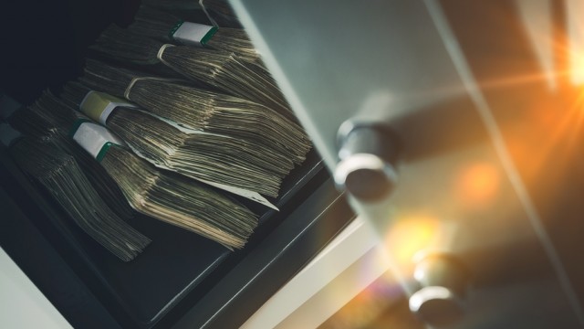 Is iShares Biotechnology ETF (IBB) a Strong ETF Right Now?