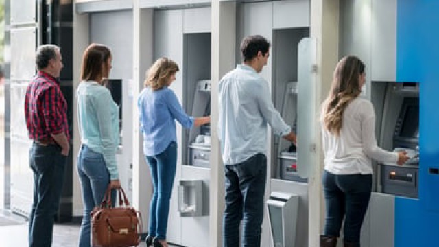 Is New York Community Bancorp Stock a Buy?