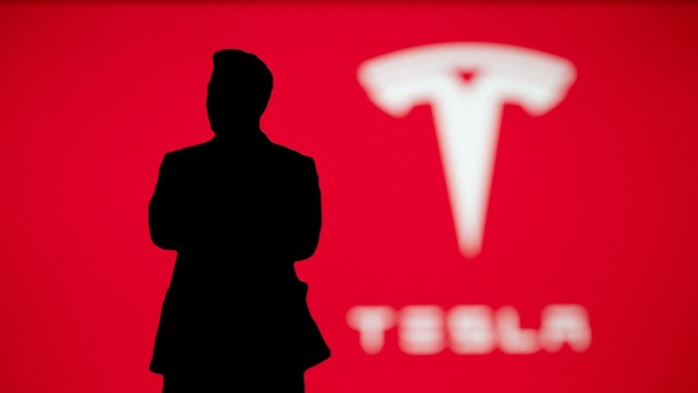 Is Tesla in trouble? Insider trade worth $7.5 billion under investigation