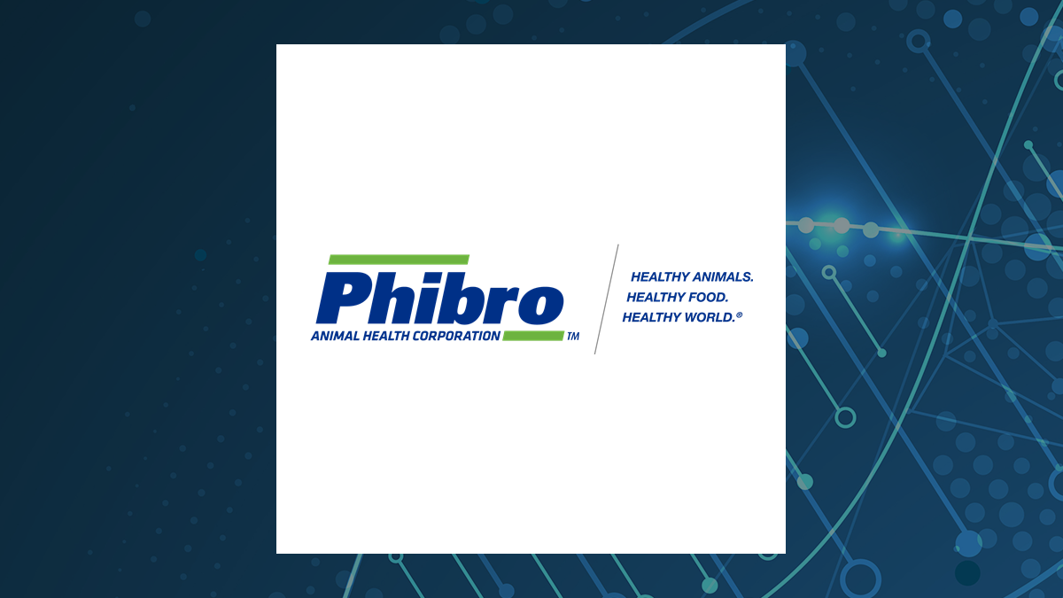 Jack Bendheim Sells 13,158 Shares of Phibro Animal Health (NASDAQ:PAHC) Stock
