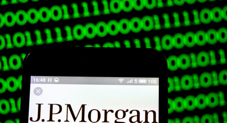 Jamie Dimon Kills Buyback Hopes, JPMorgan (NYSE:JPM) Plunges