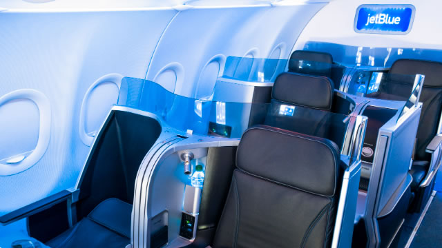JetBlue stock gains even as fuel surge drives wider-than-expected loss