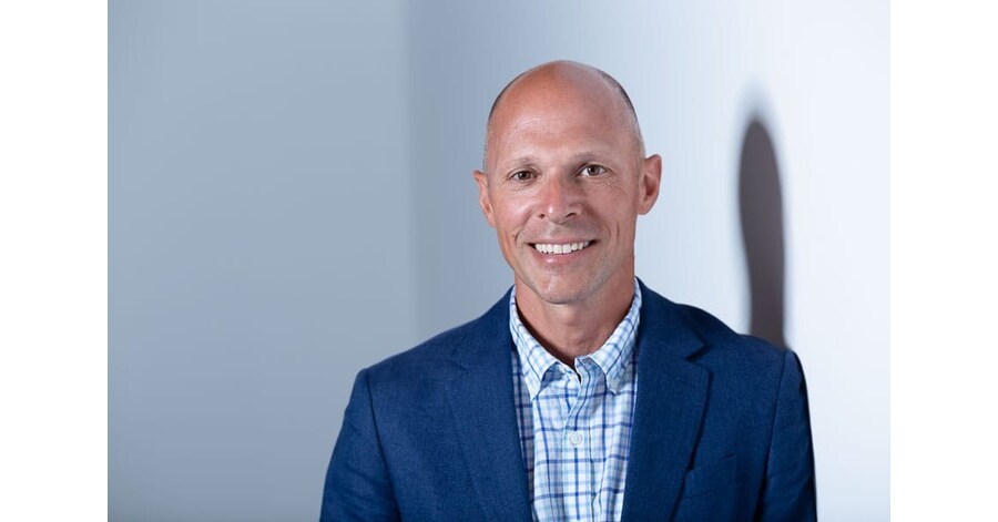 https://images.financialmodelingprep.com/news/jll-names-sam-schaefer-as-ceo-of-property-management-20250929.jpg