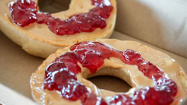JM Smucker Analysts Raise Their Forecasts After Upbeat Q1 Results
