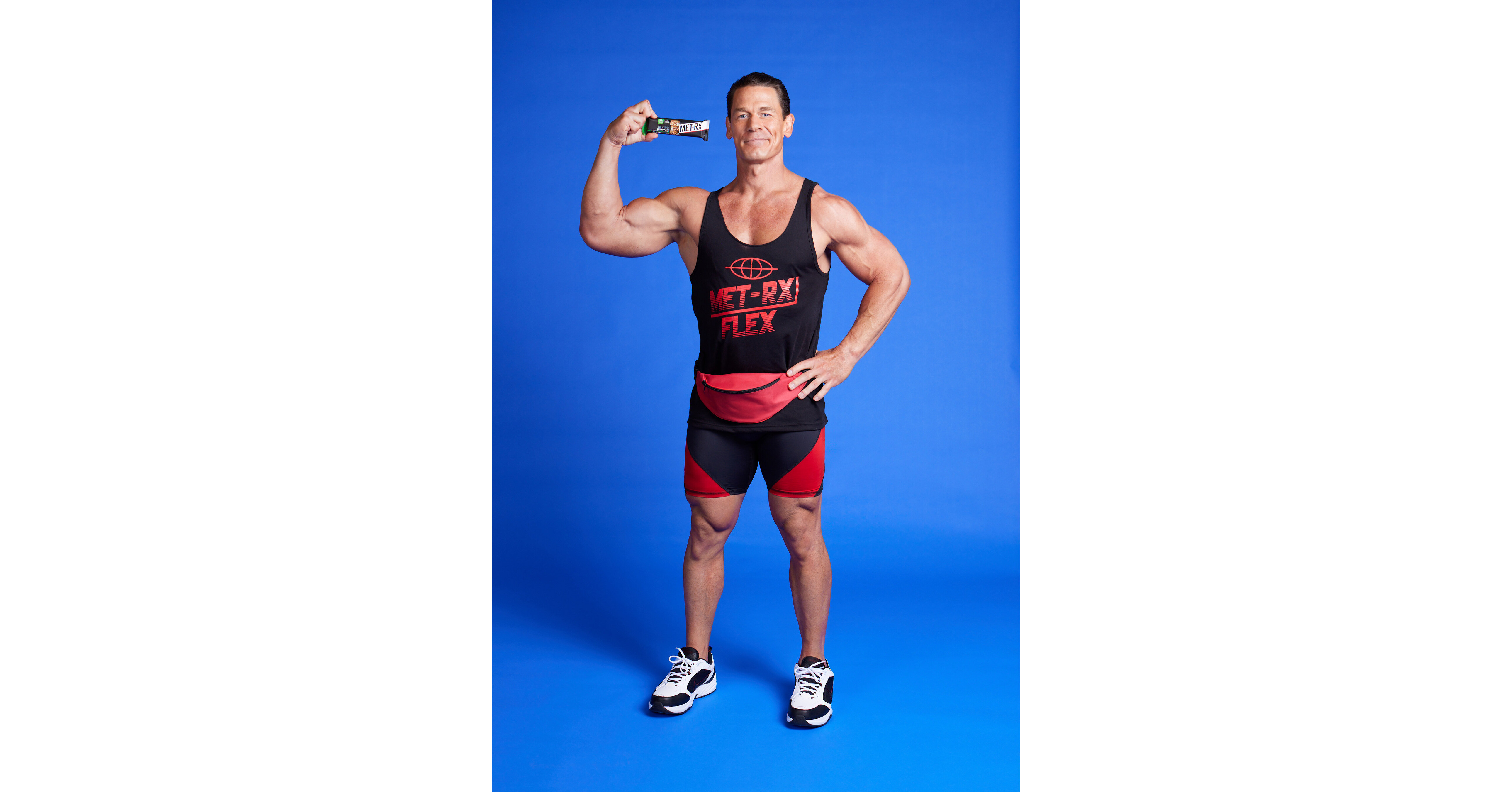 Foto von JOHN CENA FLEXES HIS MARKETING MUSCLE WITH NEW MET-Rx PARTNERSHIP