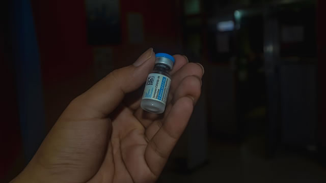 Johnson & Johnson: Remaining A Buy Despite Remaining Risks