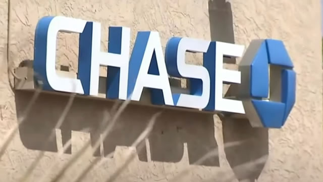 JPMorgan Bets on Branches in Digital Age: A Smart Growth Move?