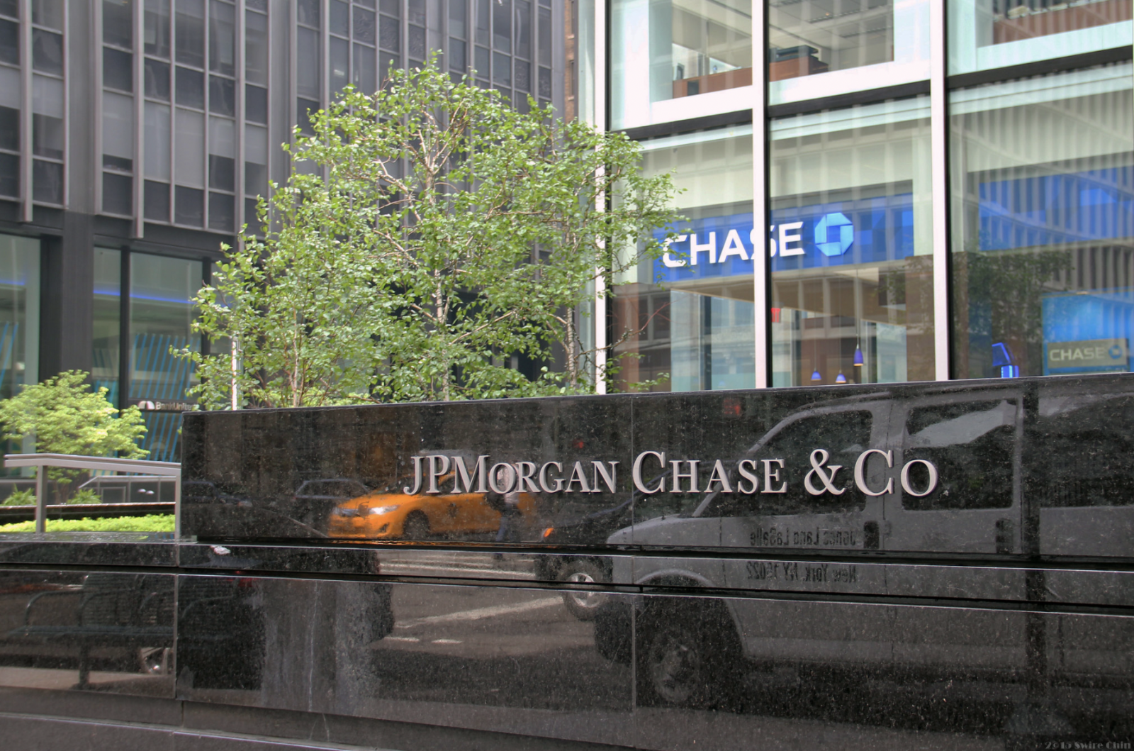 JPMorgan: Bitcoin Races Ahead of Ethereum