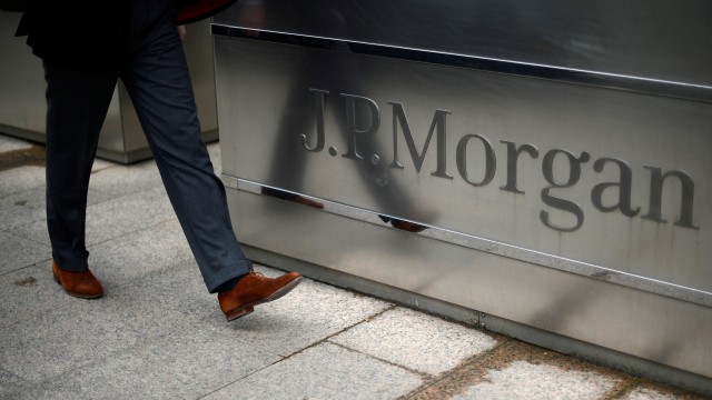 JPMorgan, Greek fintech, claim success in London court