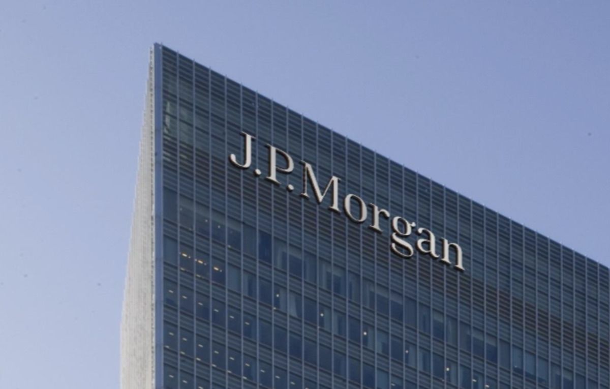 JPMorgan Loads Up on Bitcoin and Ethereum ETFs in Q1