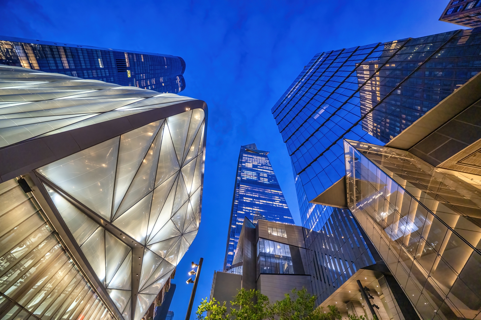 KKR & Co: Crushed As Private Credit Fearmongering Goes Into Overdrive