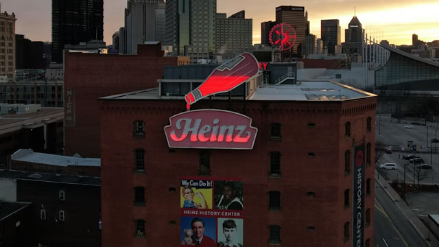 Kraft Heinz (KHC) Ascends While Market Falls: Some Facts to Note