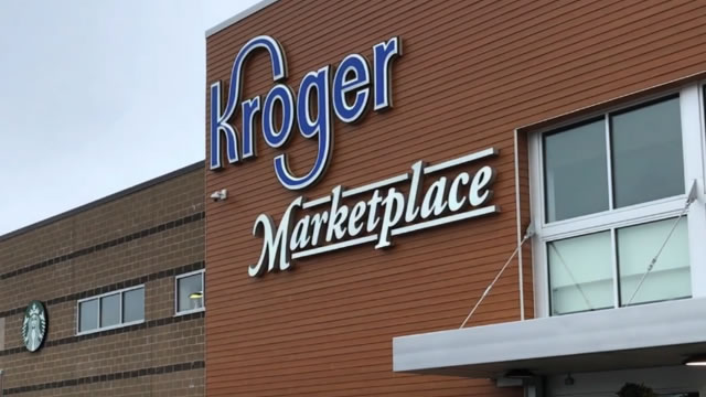 Kroger (KR) Stock Drops Despite Market Gains: Important Facts to Note