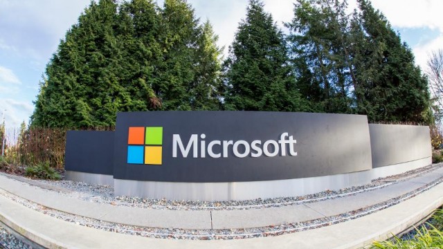 Lawmakers Question Brad Smith About Microsoft's China Business