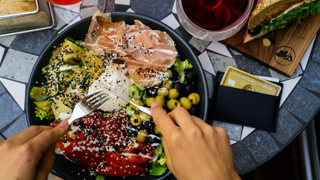 Leverage on the Rocks: Can Gen Z & Millennials Keep AmEx Premium?