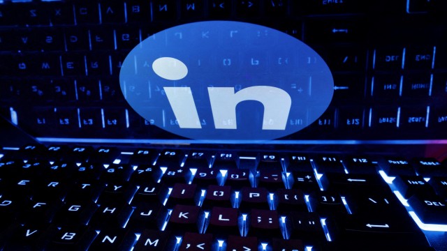 LinkedIn disables tool for targeted ads to comply with EU tech rules