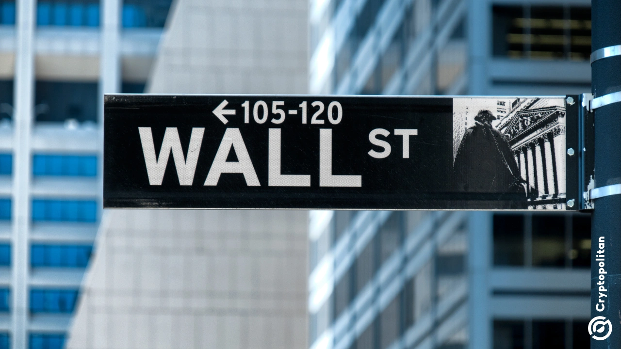 LIVE: Crypto ETF investors withdraw $1.25 billion in a week, but XRP refuses to join the exodus