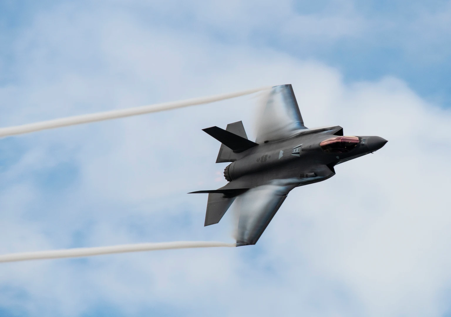 Lockheed Martin: Boring Earnings Hide A Perfect Entry Point