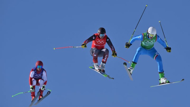 Lower profit forecast, less snowfall send Vail Resorts stock on a downhill run