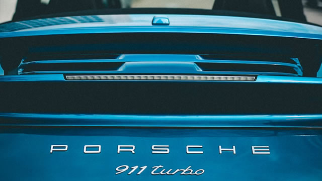 Lower Saxony premier urges agreement on VW restructuring before board meeting