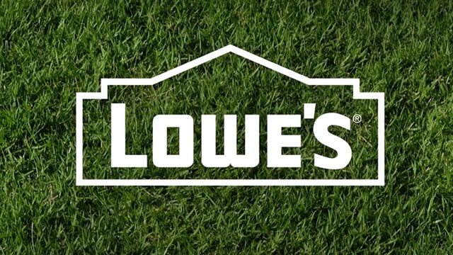 Lowe's Rewards Shareholders With 4% Increase in Quarterly Dividend