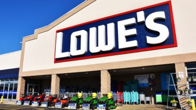 Lowe's Targets Smaller Pros for Bigger B2B Growth