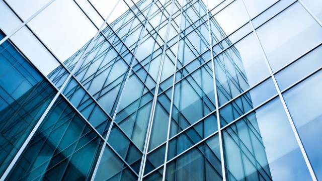 LPL Financial (LPLA) April Metrics Fall From March on Weak Markets