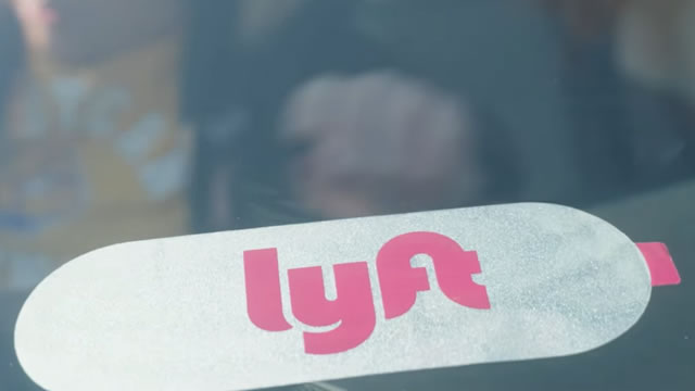 Lyft: Double-Edged Economy And Short-Term Earnings Worries
