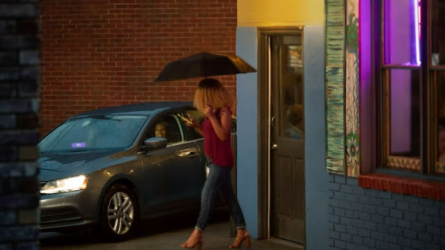 Lyft shares sink 9% on underwhelming fourth-quarter results